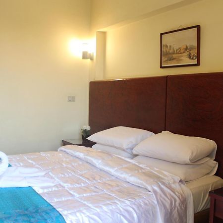 Pharaohs Hotel Giza Bagian luar foto