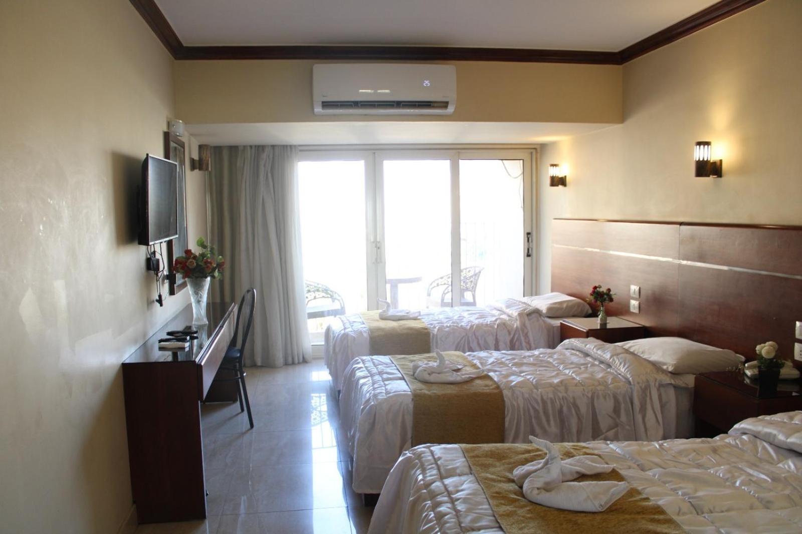 Pharaohs Hotel Giza Bagian luar foto